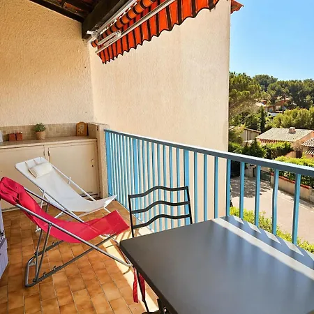 Apartment 3p Plein De Charme Terrasse, Vue Mer, A 200m Sanary-sur-Mer